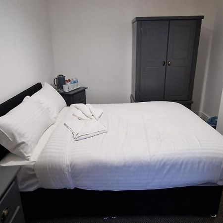 Self Check In Apartment Doncaster Esterno foto