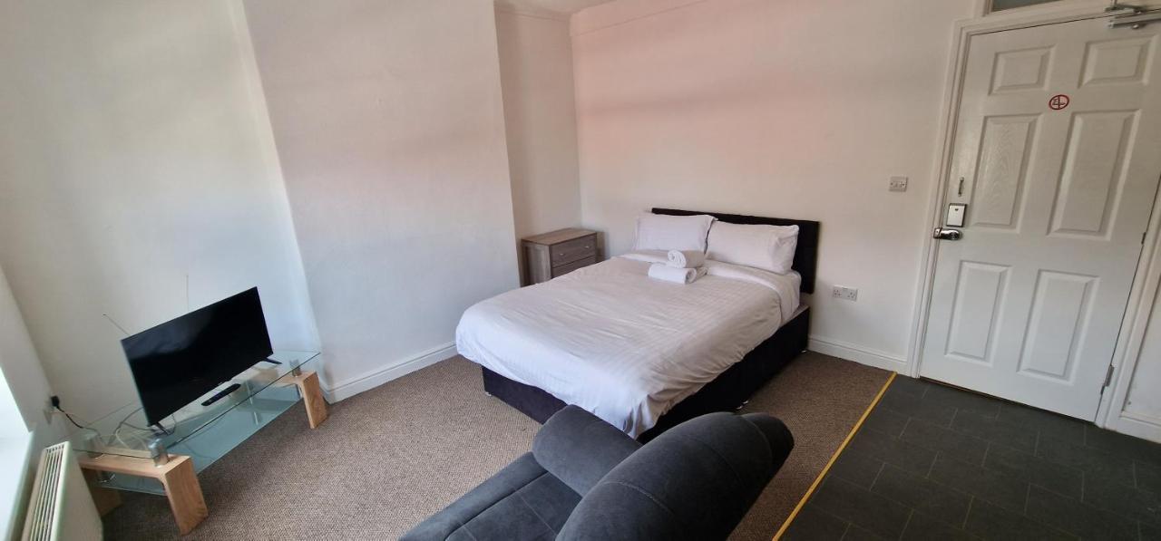 Self Check In Apartment Doncaster Esterno foto